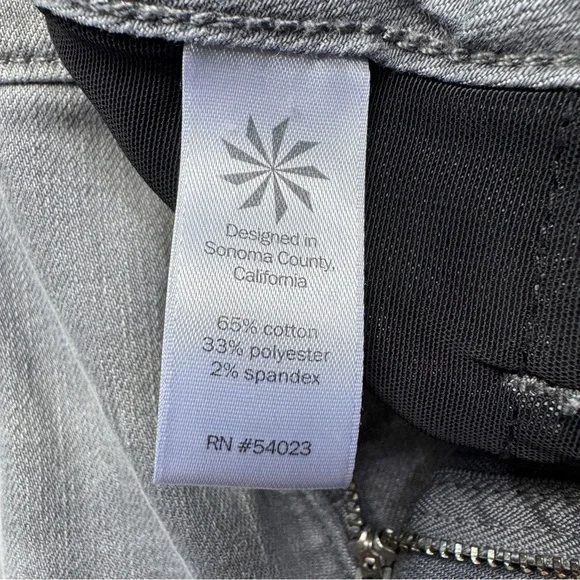 Athleta Light Gray Women's Skinny Jeans - Sculptek - Size 6 Tall - Picture 11 of 14